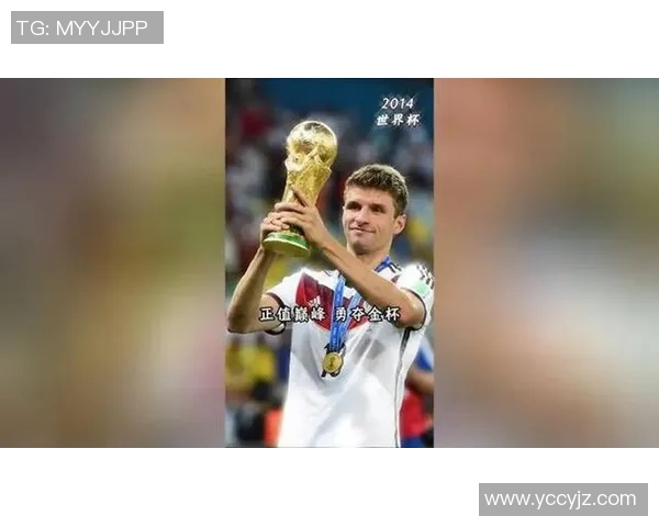 《回顾足球史上十大传奇球星：风云人物与时代巨星的荣耀之路》